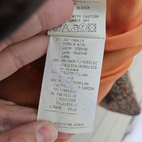 Escada brown tweed blazer SEE MEASUREMENTS - Picture 8 of 9